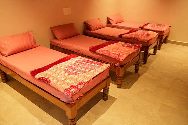 Family-friendly resort in Sakleshpur with luxury amenities.